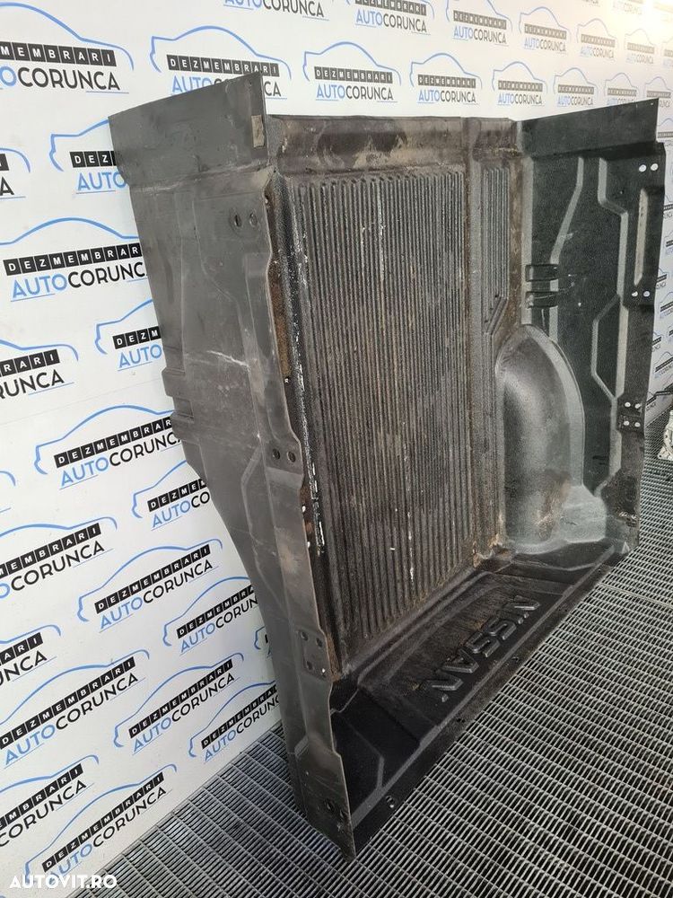 Bena Nissan Navara D40 Facelift 2010 - 2015 NEGRU (979) ORNAMENT BENA - 2