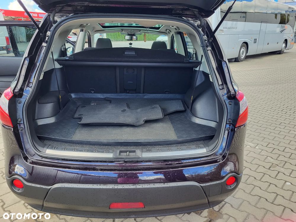 Nissan Qashqai+2 2.0 dCi Tekna Premium - 11