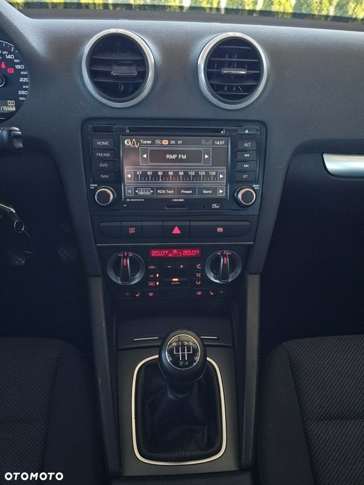 Audi A3 Sportback - 16