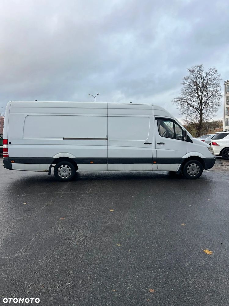 Mercedes-Benz Sprinter - 3