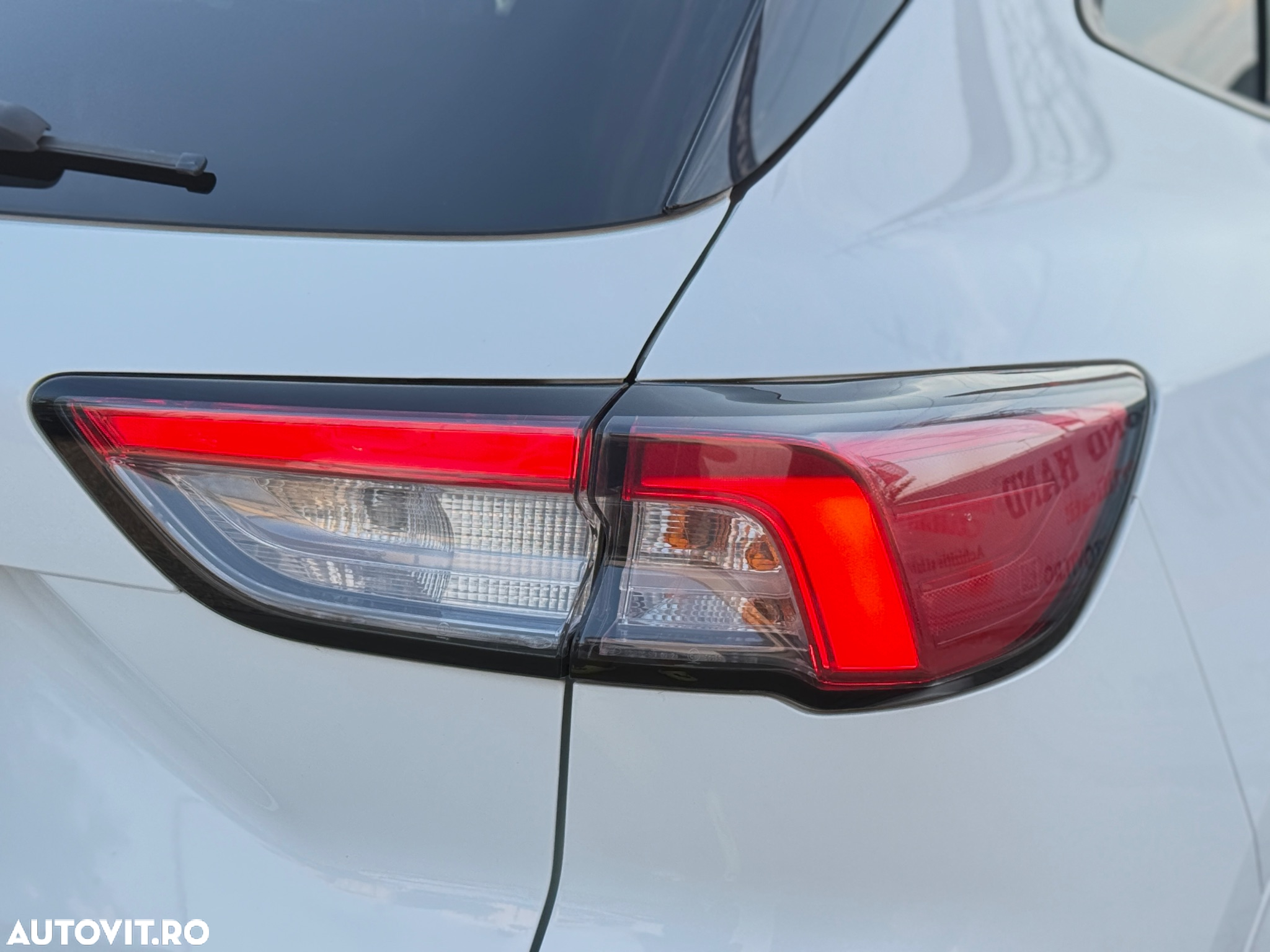 Ford Kuga 2.5 Duratec PHEV ST-LINE X - 33