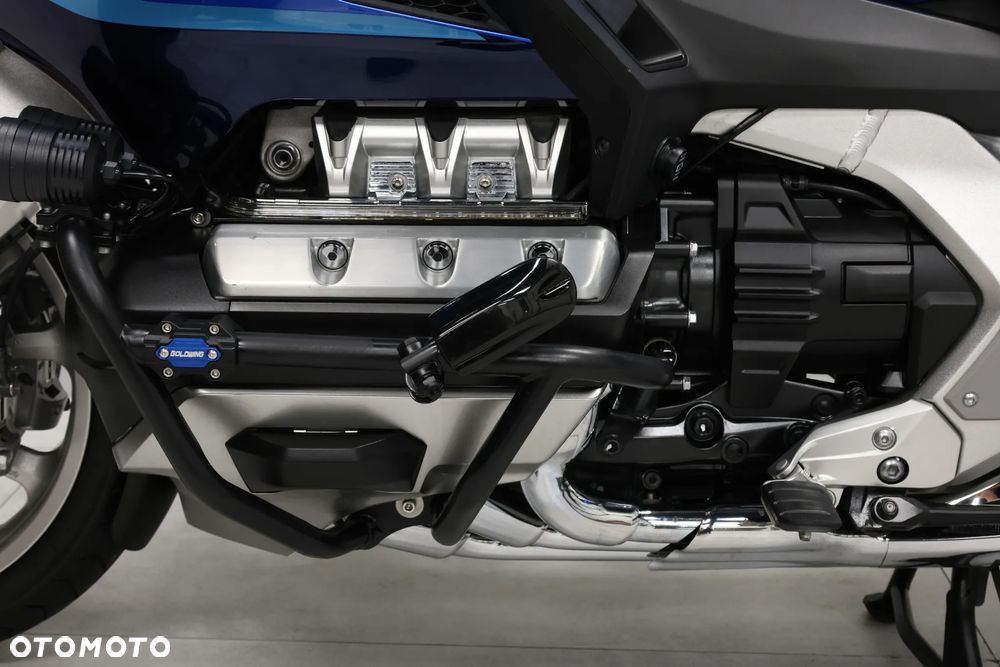 Honda GL - 23