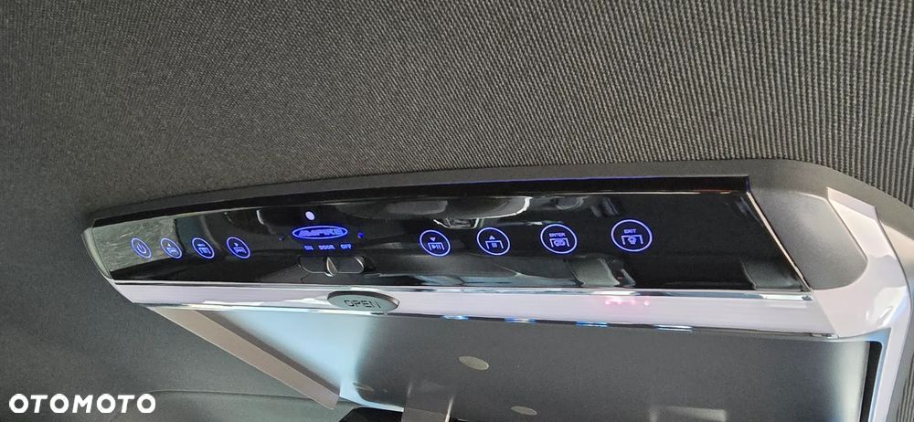 Mercedes-Benz Klasa V 300 d Avantgarde 9G-Tronic - 24
