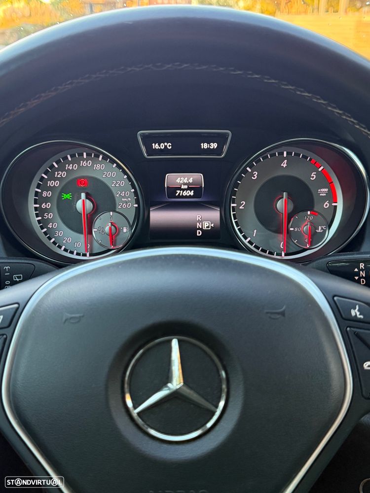 Mercedes-Benz GLA 220 CDI 4Matic 7G-DCT - 8