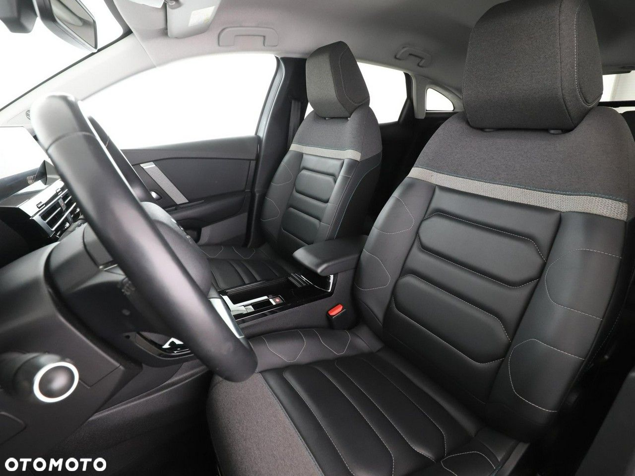 Citroën C4 1.2 PureTech Shine S&S - 13