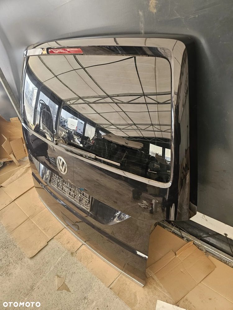 KLAPA BAGAŻNIKA VOLKSWAGEN T6 - 4