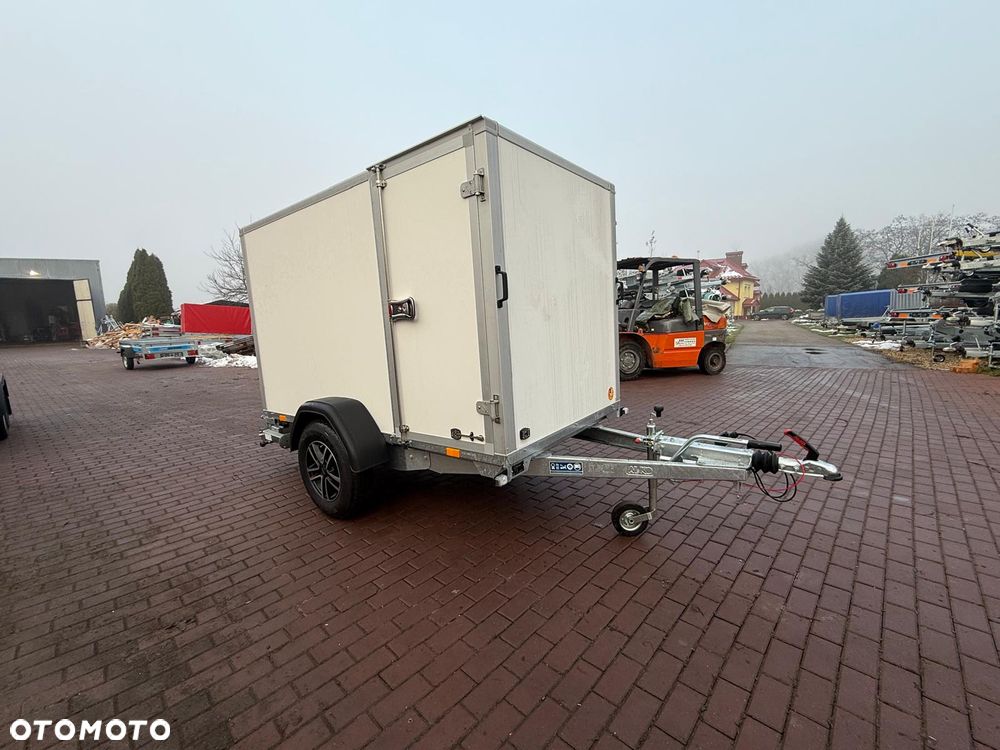 Saris Przyczepa kontener Saris VAN BODY 256x134x150 1300kg 1 oś furgon rampa - 14