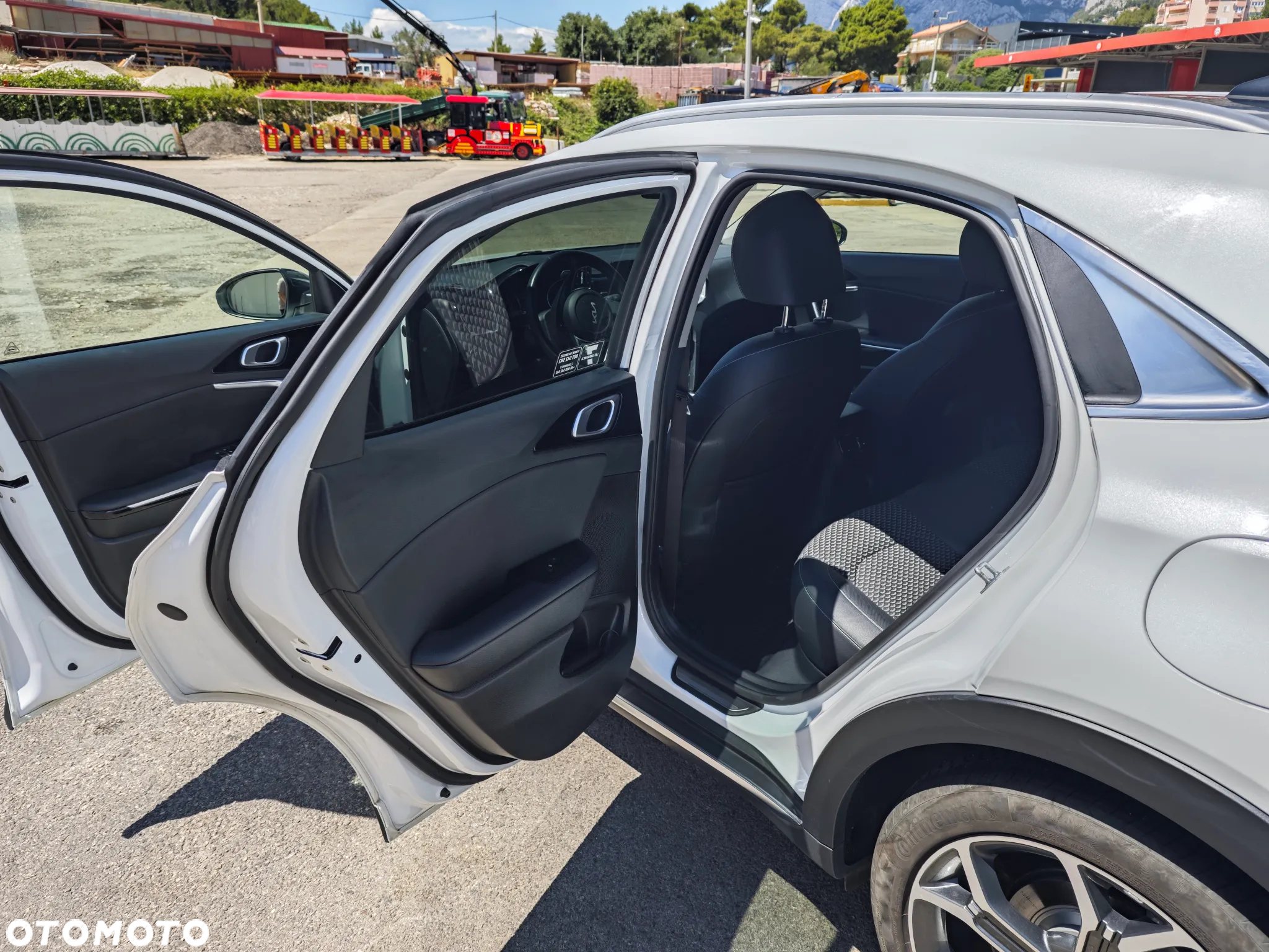 Kia XCeed 1.5 T-GDI Business Line DCT - 23