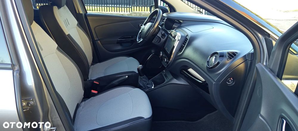 Renault Captur ENERGY dCi 90 Start&Stop Luxe - 16