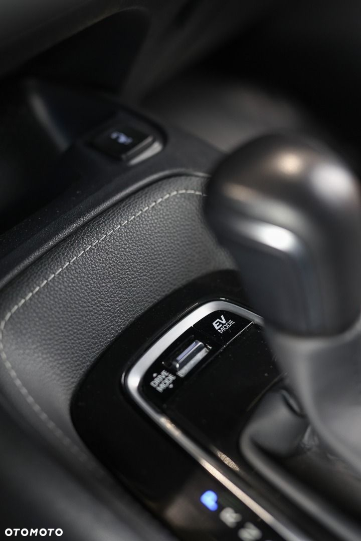 Toyota Corolla - 18