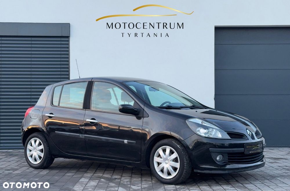 Renault Clio 1.2 TCE Expression - 1