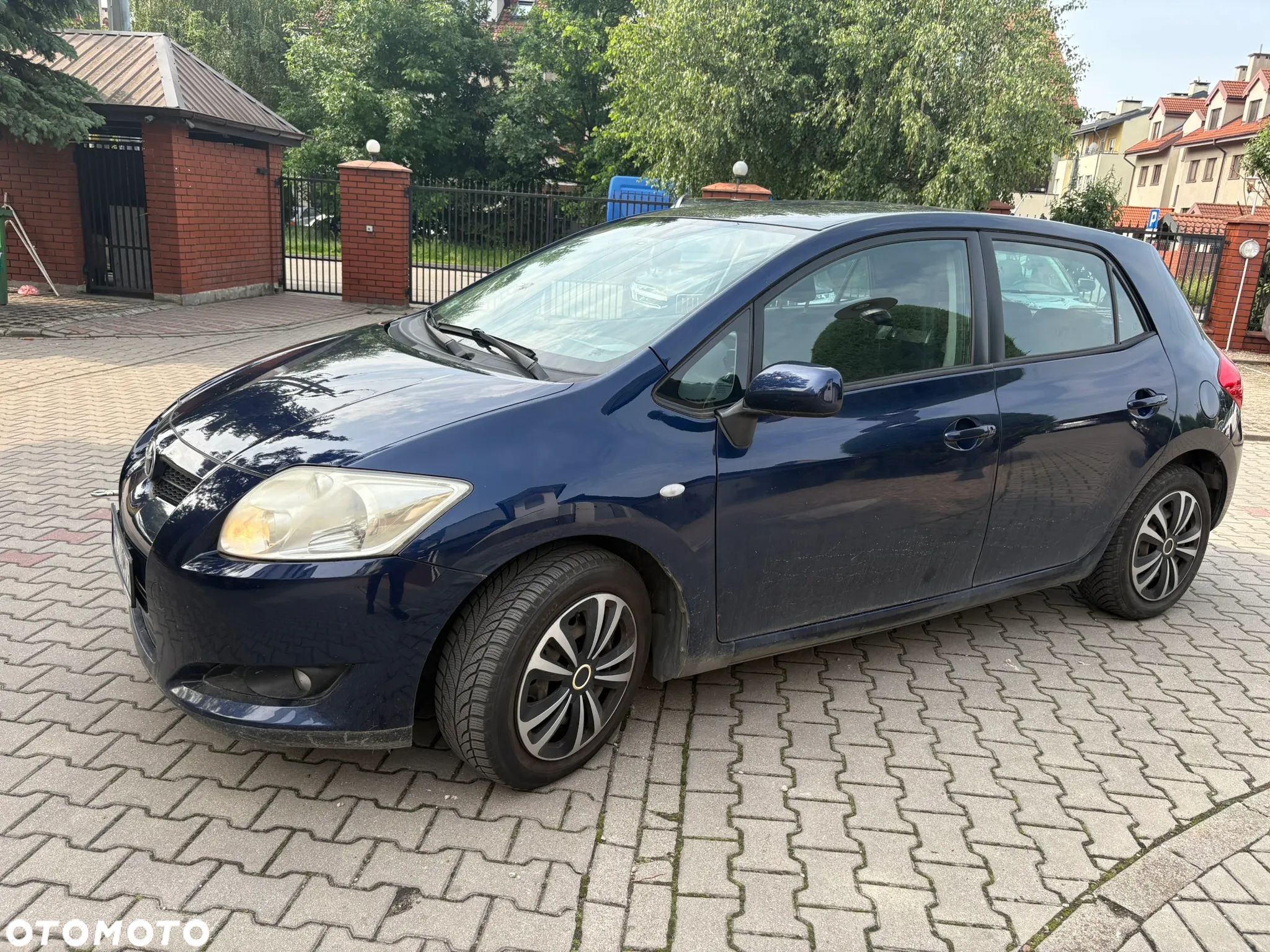 Toyota Auris - 1