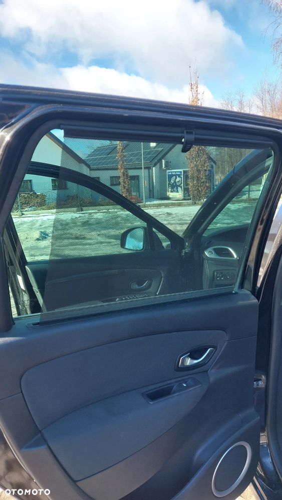 Renault Scenic - 11