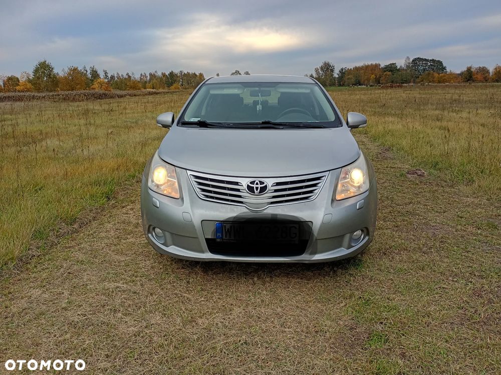 Toyota Avensis - 7