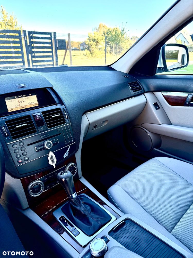 Mercedes-Benz Klasa C 220 CDI DPF Automatik Elegance - 3