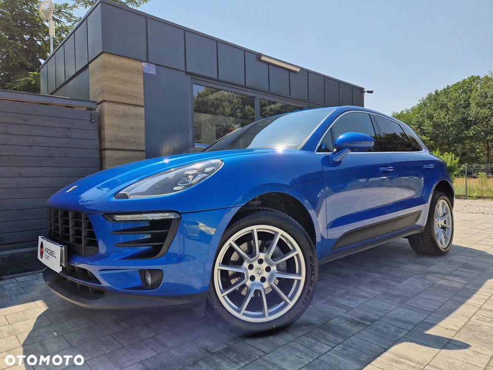 Porsche Macan - 1