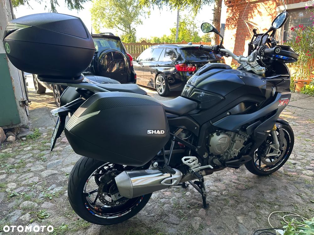 BMW XR - 3