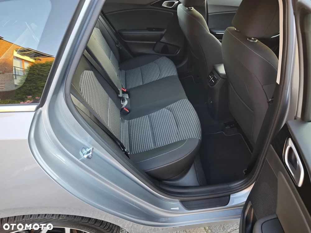 Kia Ceed 1.5 T-GDI Tribute DCT - 25