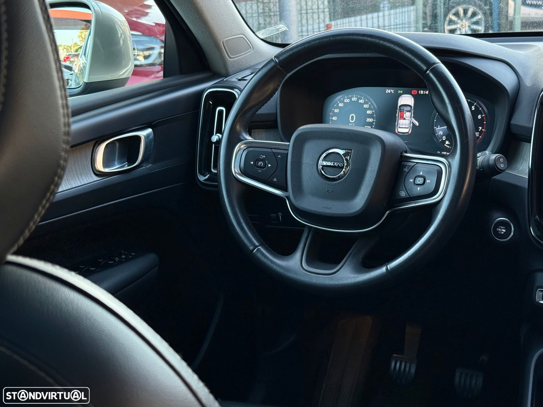 Volvo XC 40 1.5 T3 Inscription Tech Edition - 11