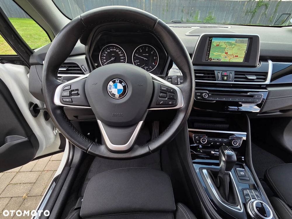BMW Seria 2 218d Sport-Aut Sport Line - 30