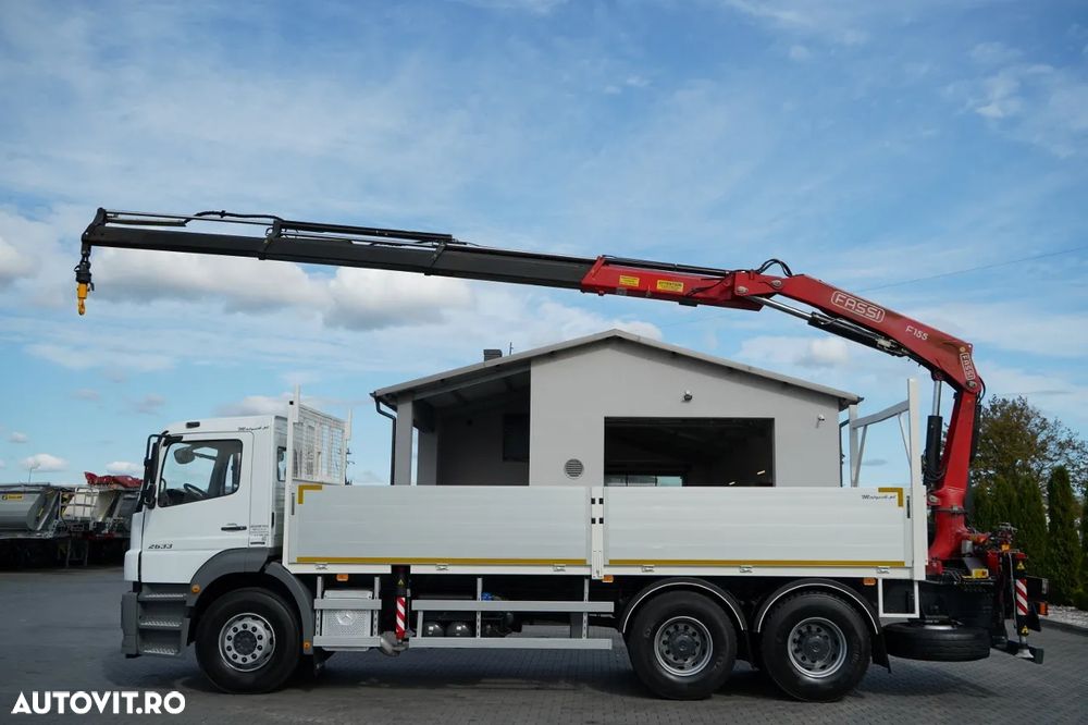 Mercedes-Benz / AXOR 2633 / 6X4 / LIVRARE - 6,55 M / PODEA REZISTENTĂ / FASSI F155 HDS / EXTENSIE: 10 M / CAPACITATE DE ÎNCĂRCARE MAXIMĂ 6.000 KG / MANUALĂ / RADIOCOMANDĂ / - 3