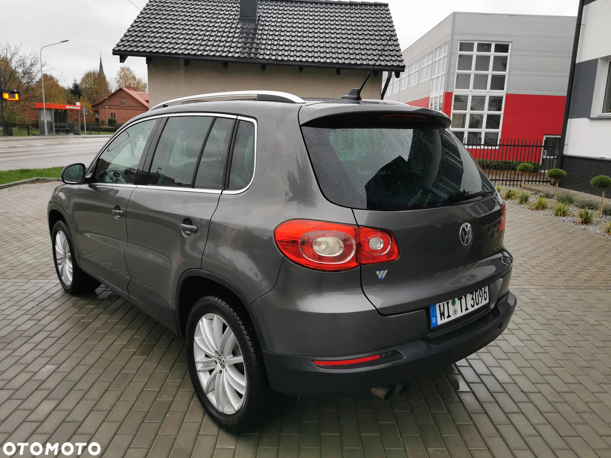 Volkswagen Tiguan 2.0 TDI 4Mot Perfectline R-Style DSG - 3
