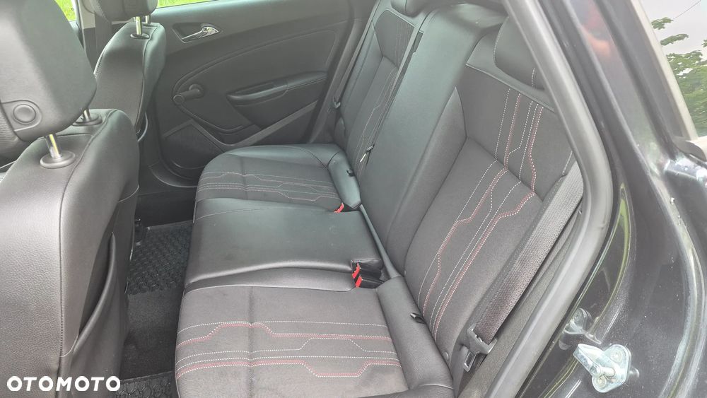 Opel Astra 1.4 T Cosmo - 8