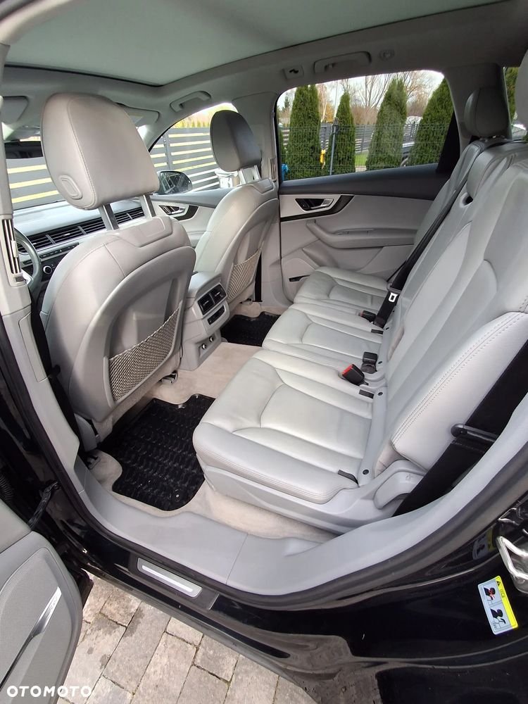 Audi Q7 - 22