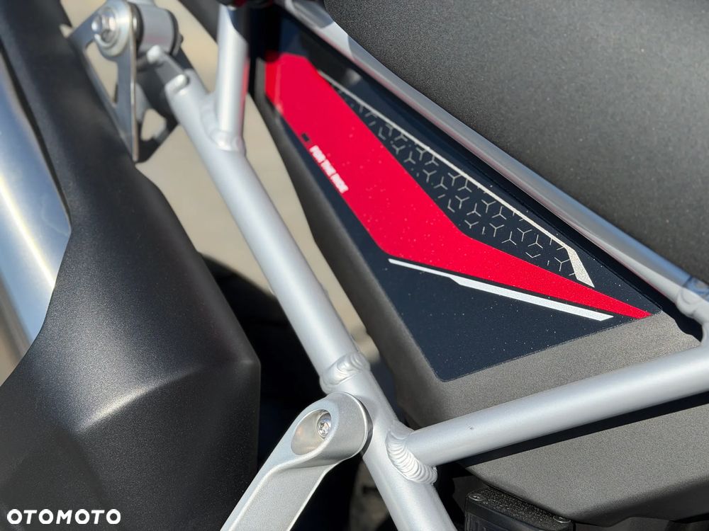 Triumph Tiger - 5