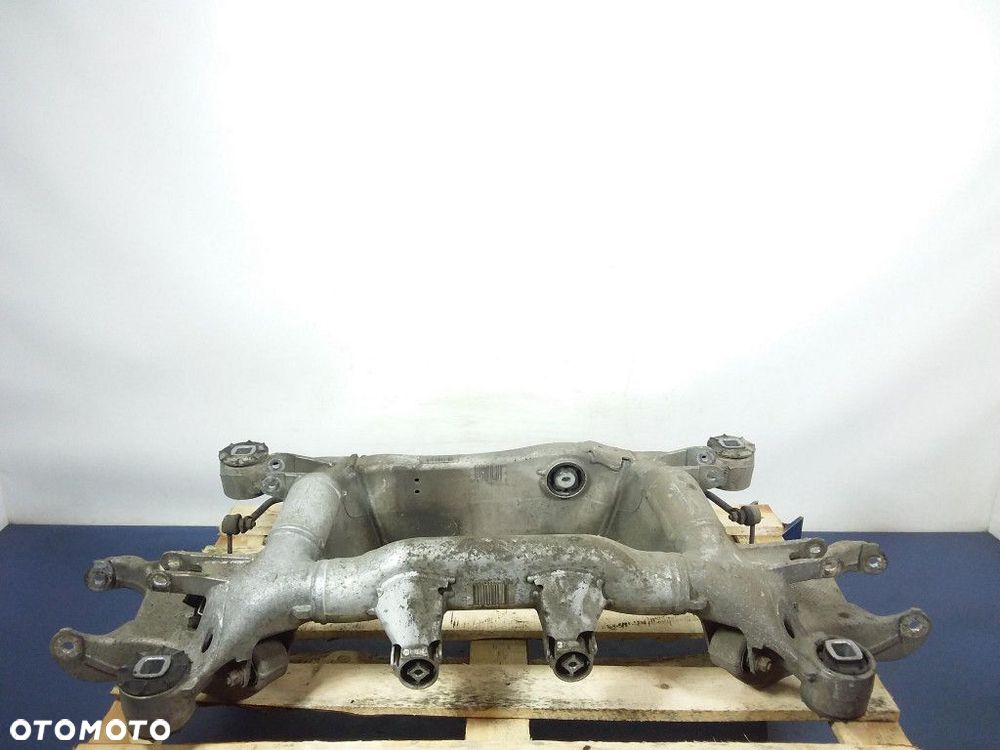 BMW 6 E63 E64 BELKA ZAWIESZENIA TYŁ 6770842 - 4