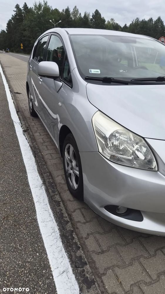 Toyota Verso 2.0 D-4D 2010 7os - 12
