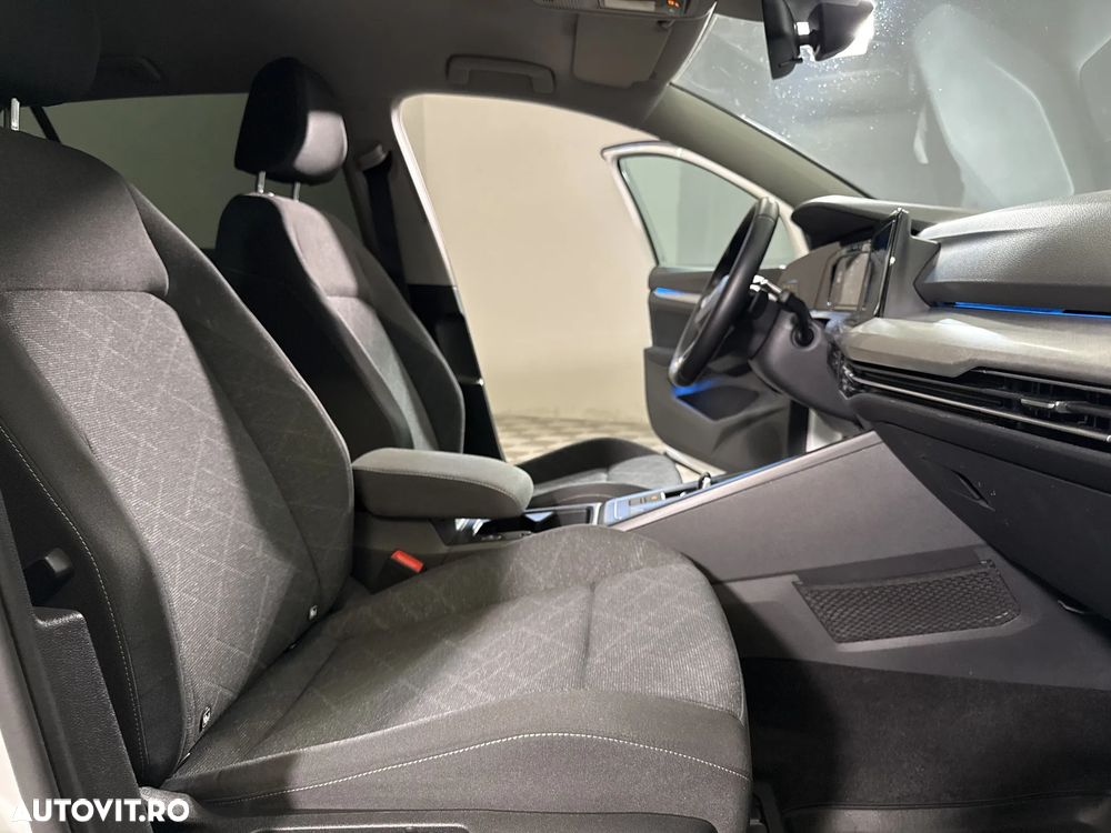 Volkswagen Golf - 12