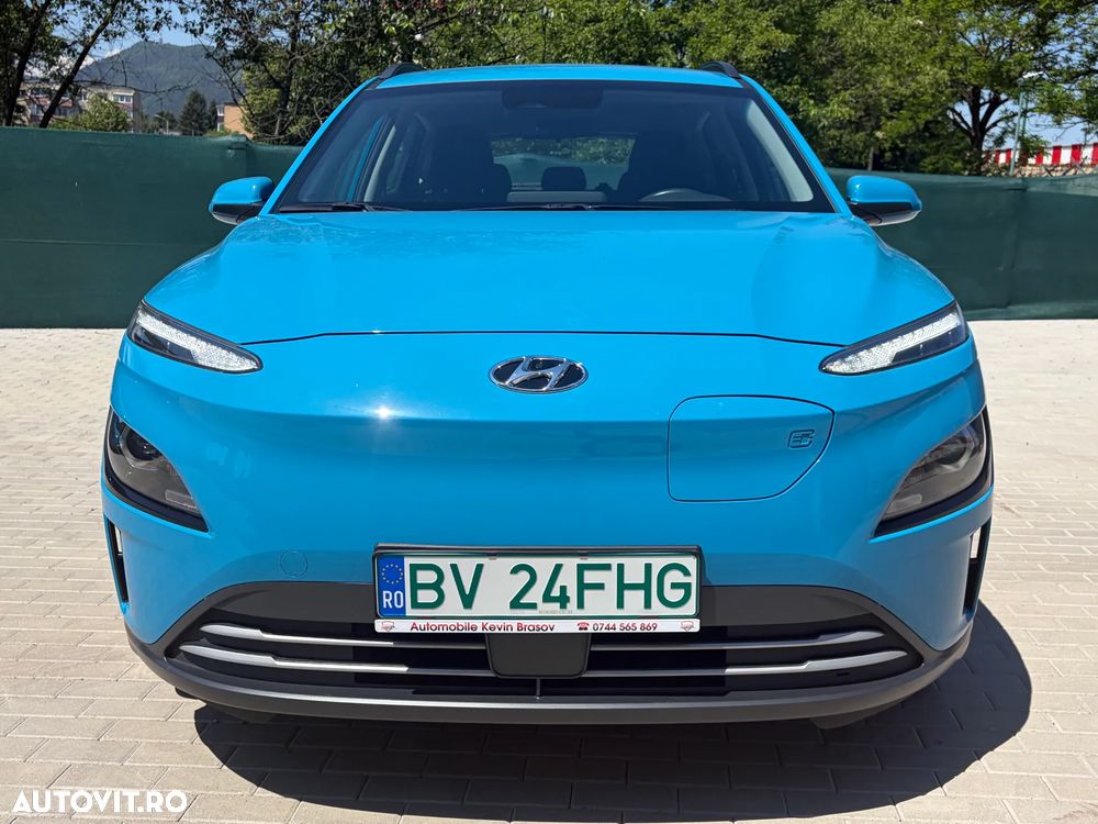 Hyundai KONA Select - 9