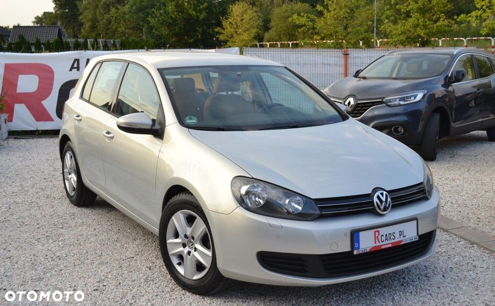 Volkswagen Golf - 10