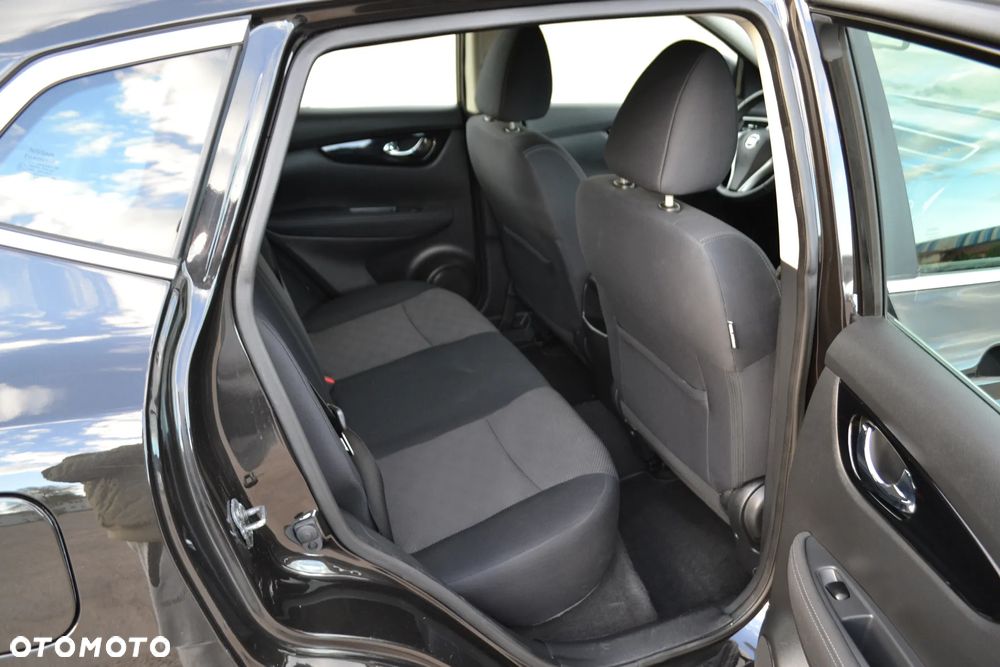 Nissan Qashqai 1.6 DCi Tekna - 24
