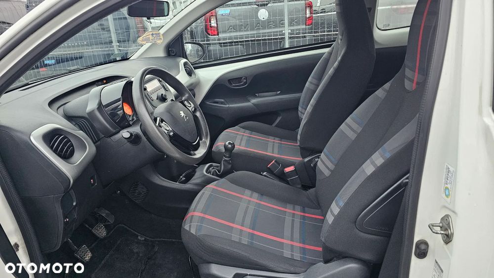 Peugeot 108 - 9
