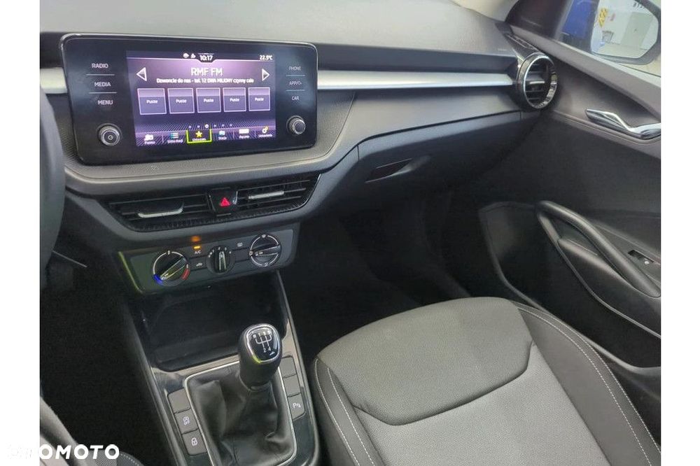 Skoda Fabia 1.0 TSI Essence - 7