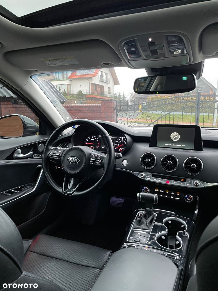 Kia Stinger 2.0 T-GDI GT Line - 18