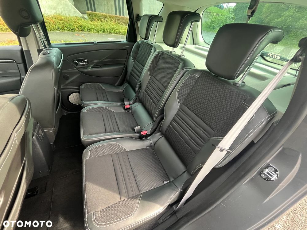 Renault Scenic 1.6 dCi Bose - 12