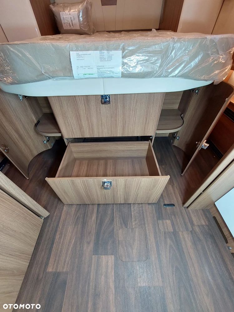 Carthago E-Line I 64 XL QB - 32