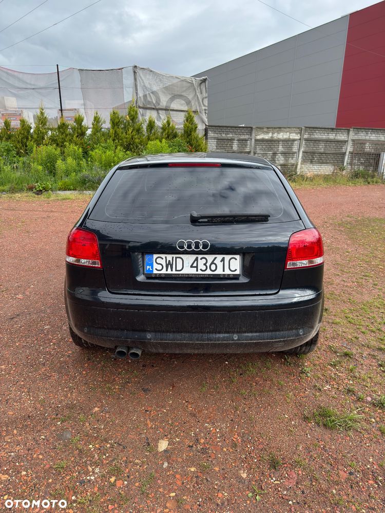Audi A3 Sportback - 2