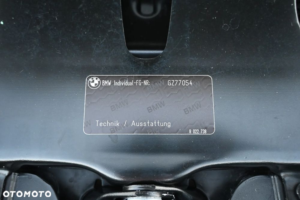 BMW Seria 5 525d - 27