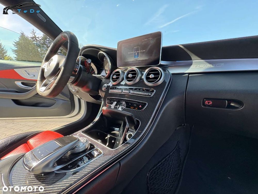 Mercedes-Benz Klasa C AMG 63 S AMG Speedshift 7G-MCT - 19
