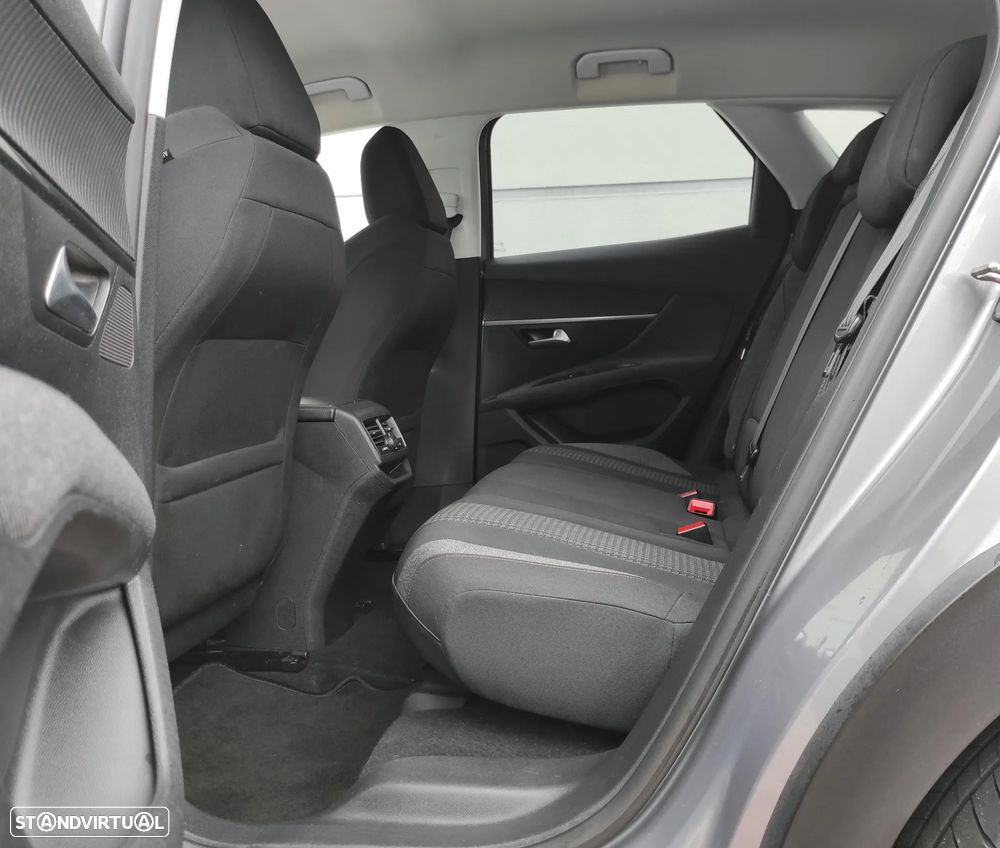 Peugeot 3008 1.6 BlueHDi Style EAT6 - 25