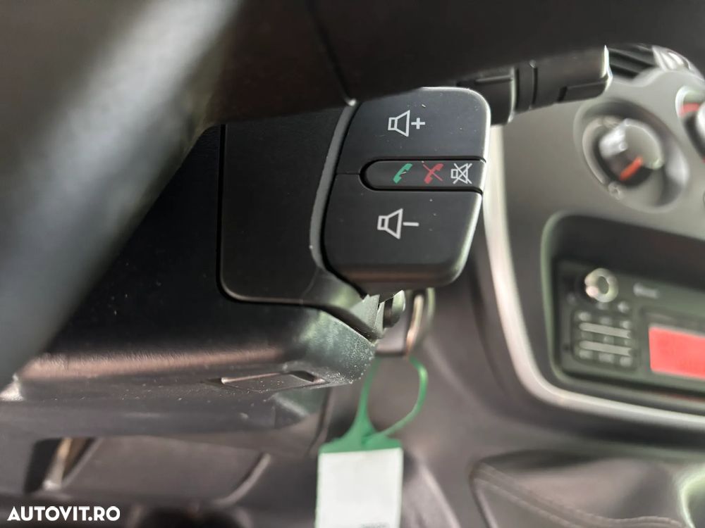 Renault Kangoo 1.5 Blue dCi 95 ZEN - 29