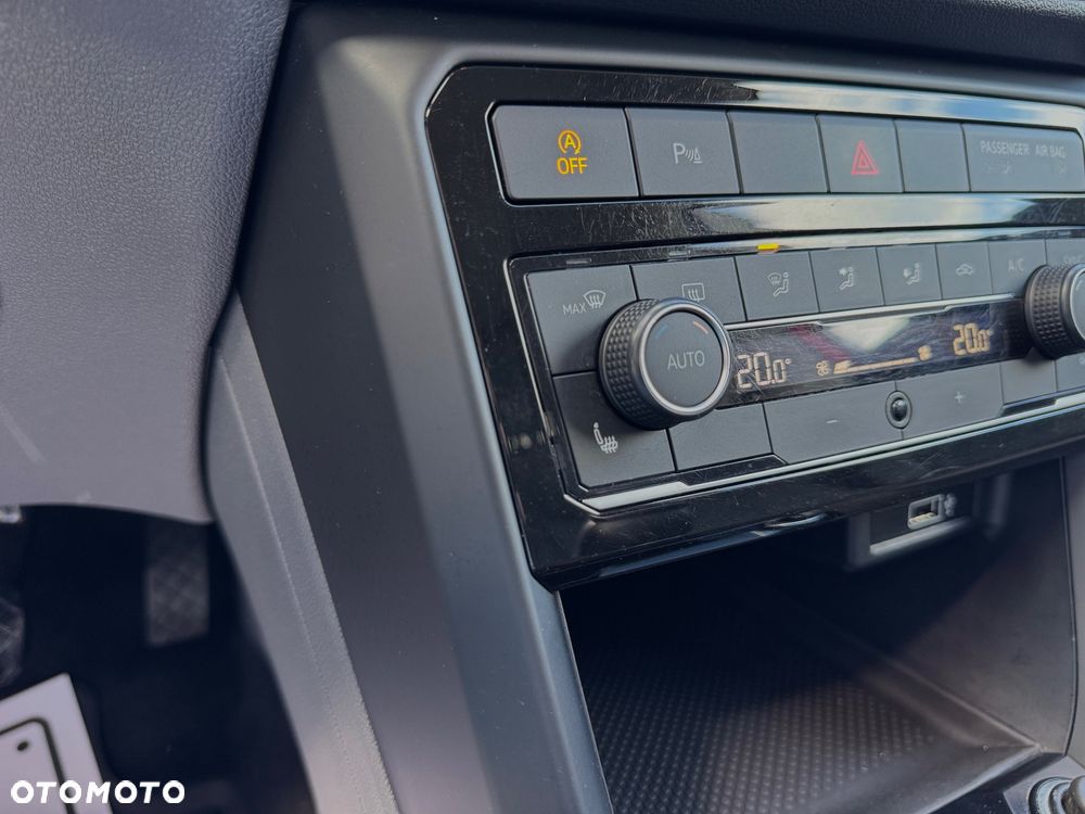 Volkswagen T-Cross - 25