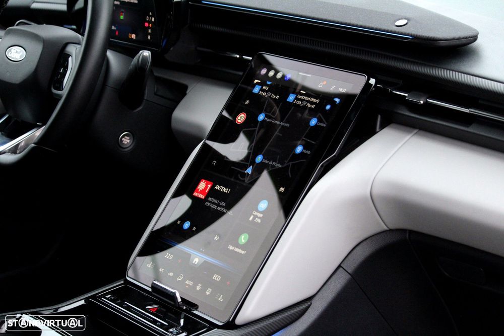 Ford Explorer 77 kWh Premium - 18