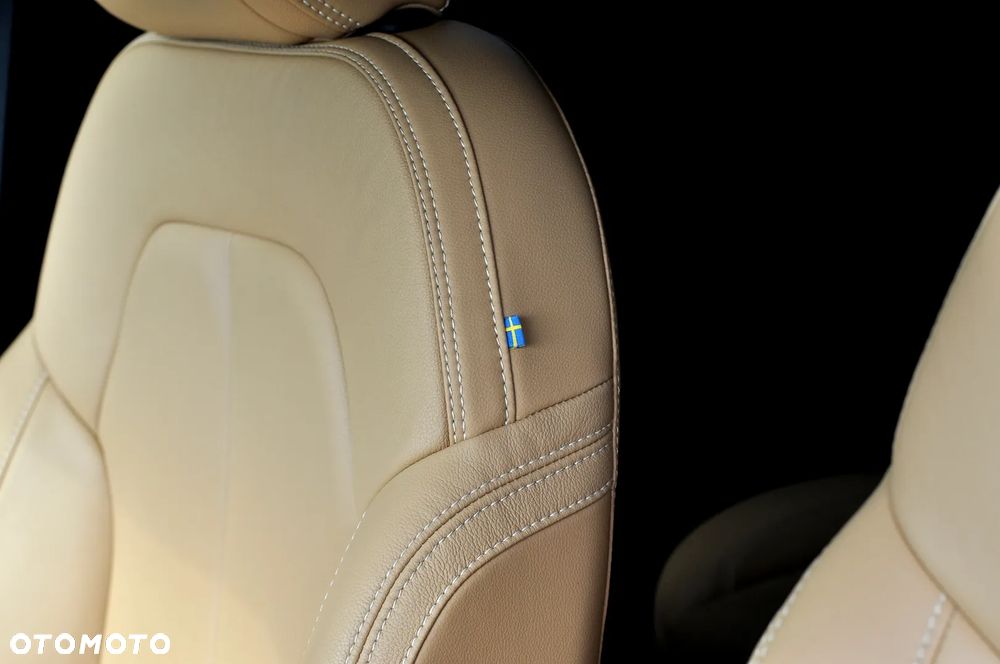 Volvo XC 40 T4 Recharge DKG Inscription - 16