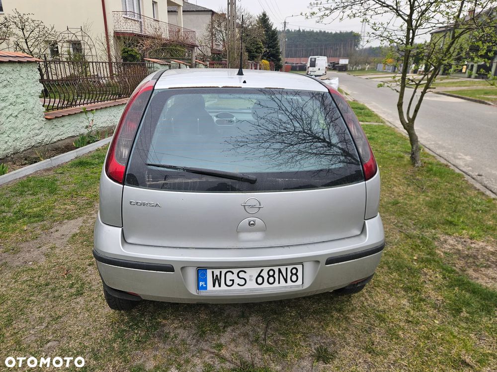 Opel Corsa 1.0 12V Essentia - 4