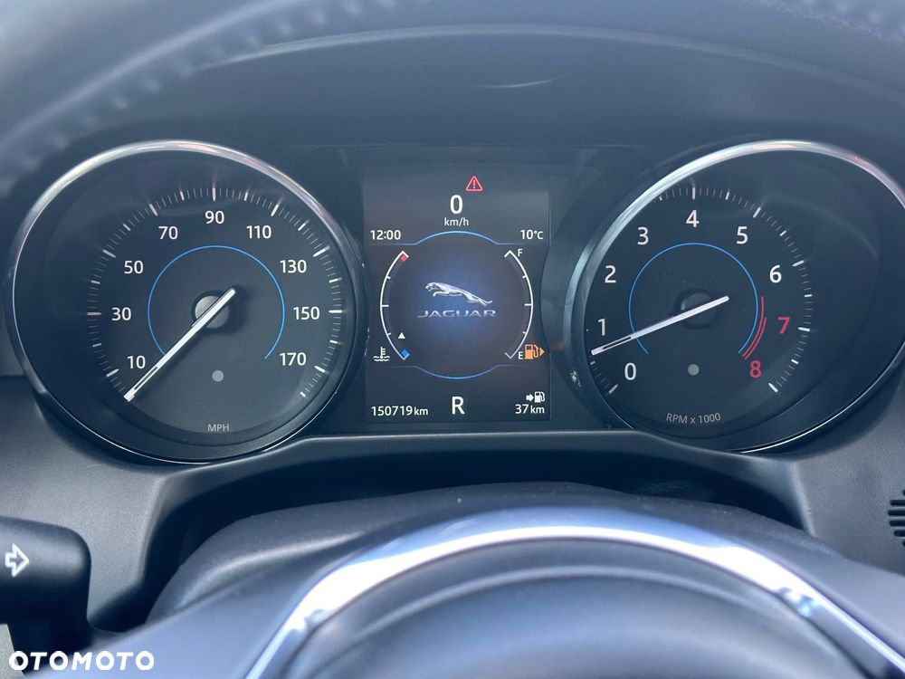 Jaguar XF S - 19